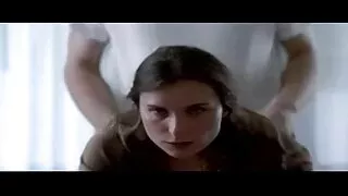 Туга мілфа-блондинка з маленькими цицьками насаджується зверху порно секс еротика на соковитий член свого молодого коханця