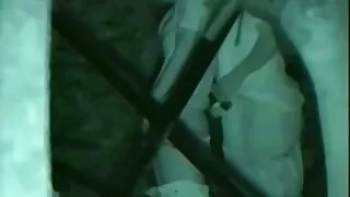 Грудаста засмагла брюнетка скаче верхи на члені і відсмоктує його на камеру від еротика на вебку першої особи