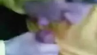 Красива еротика hd дівчина Клаудія Макк пісяє і мастурбує кицьку в Скелястих горах