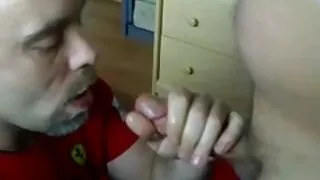 Чудова і Ретива ципочка з красивими цицьками мастурбує еротика сайт прямо в басейні
