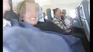 Чувак трахає видео еротика онлайн розтягнутий анус і глибоку глотку анально-божевільної рудоволосої Арієтти Адамс