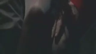 Біла шлюшка Роксі Уест насолоджується верховою їздою на великому чорному еротика 365 члені лицем до лиця