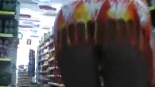 Сексуальна чорнява красуня піддається анальному нападу в позі раком на камеру еротика русские від першої особи